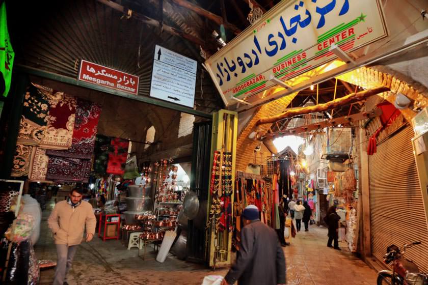راهنمای خرید کفش و دمپایی در بازار وکیل شیراز